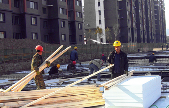 塑木模板應用有優(yōu)勢